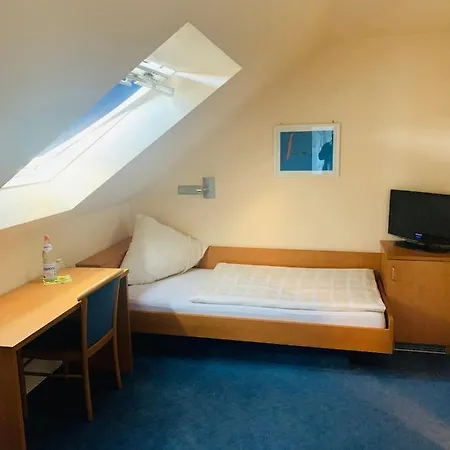 Montan Hotel 3*
