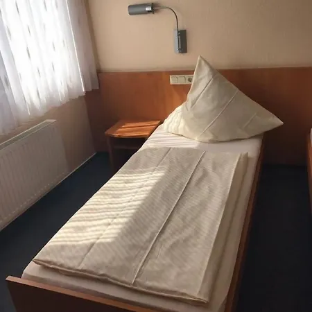Montan Отель