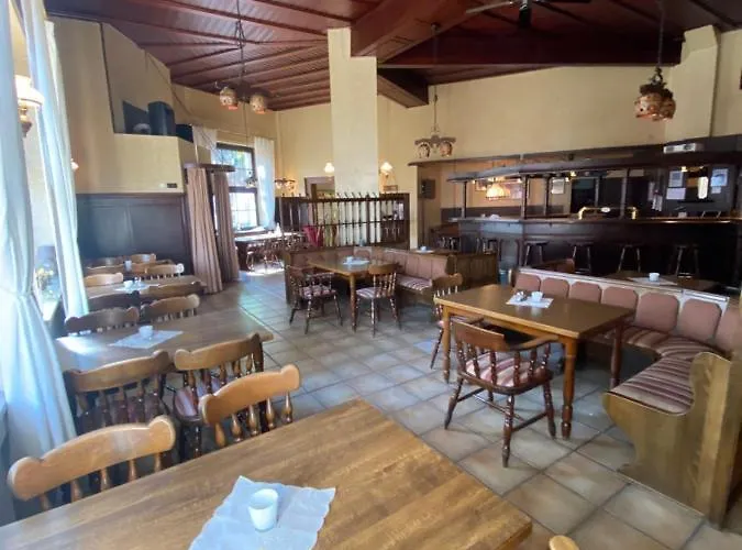 Montan 酒店 杜伊斯堡